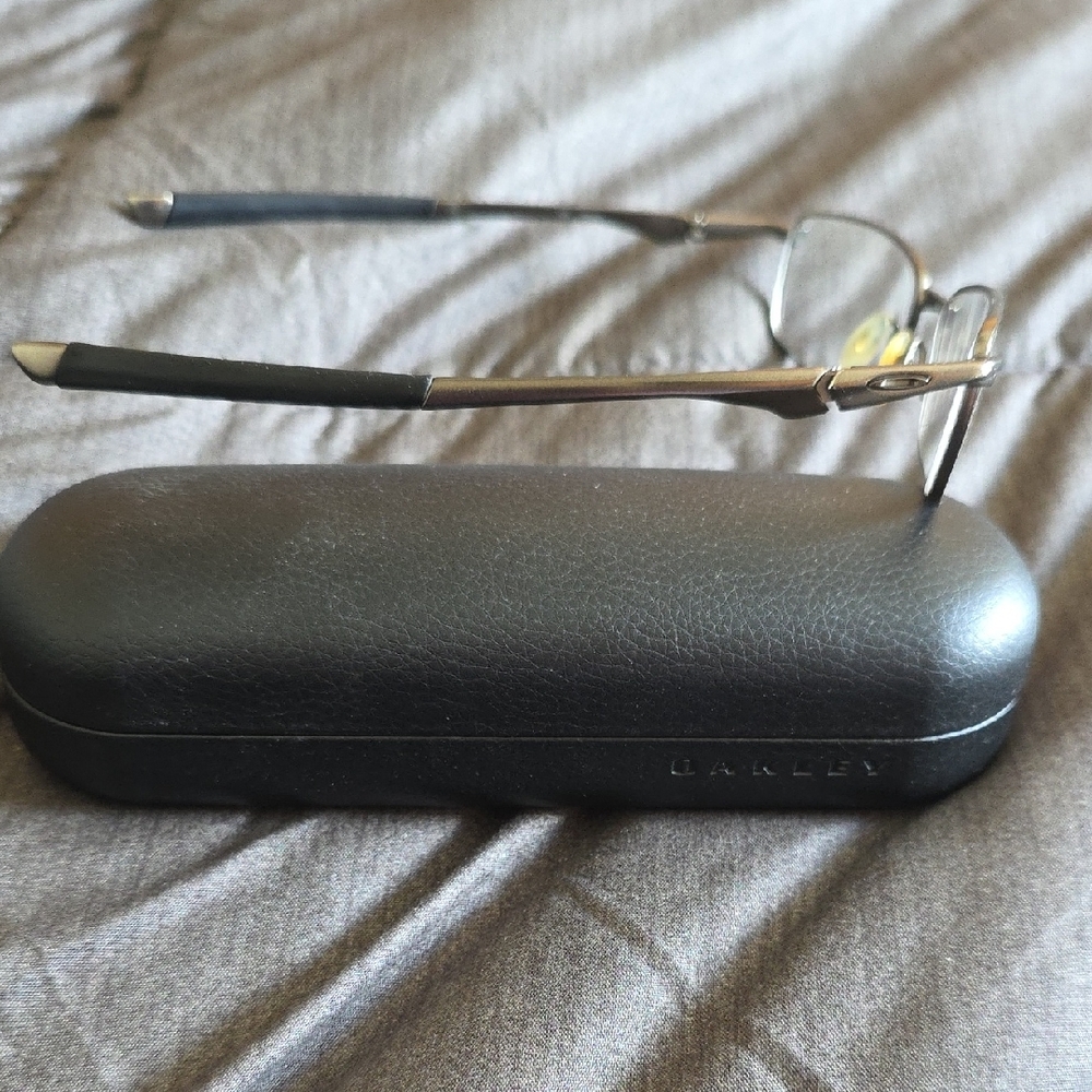 Oakley Black And Gold Rectangular Eyeglasses - image 2